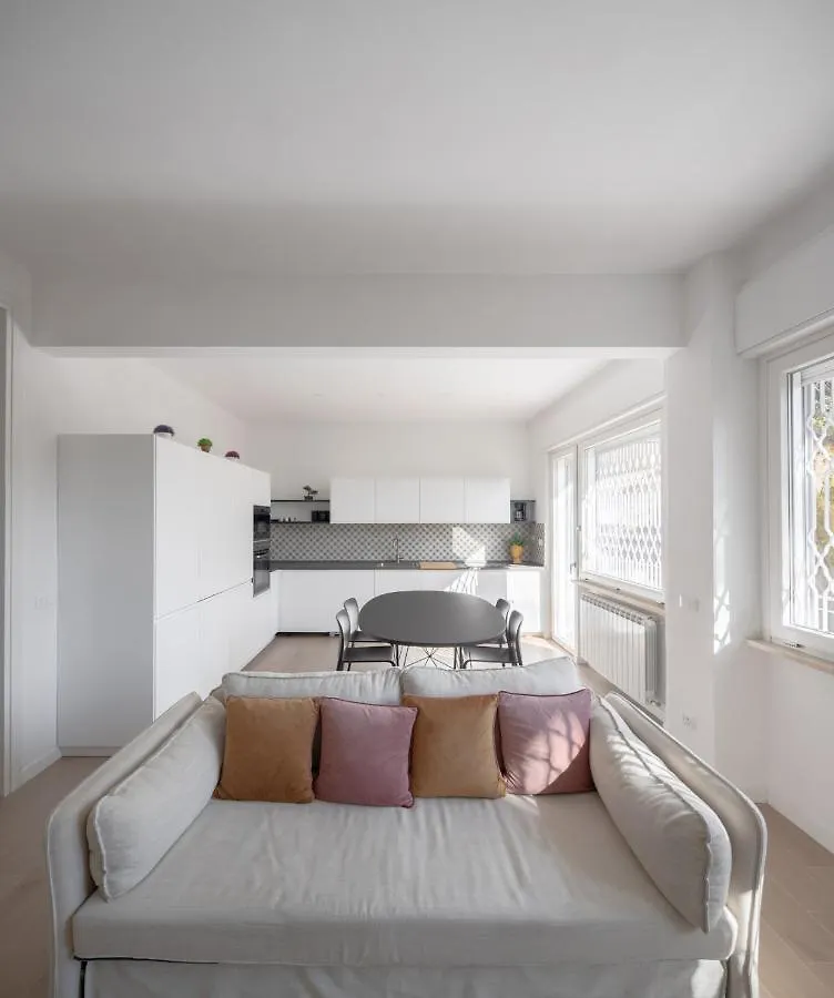 Gold Medals Flat Apartment Rome